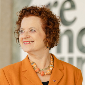 picture of Vivian Manasc